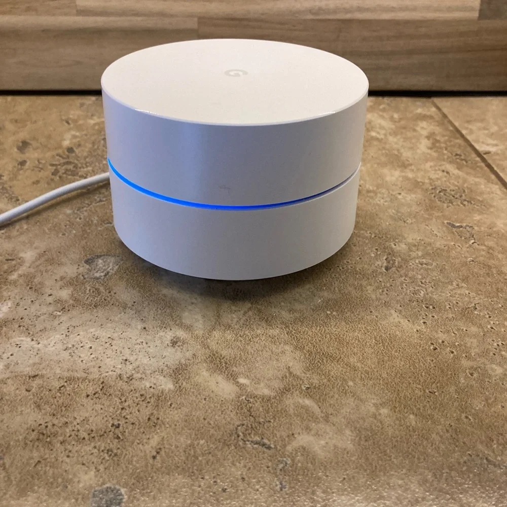 White Google Wi-Fi Whole Home Wireless Router AC-1304 Powers On, No Power Cord